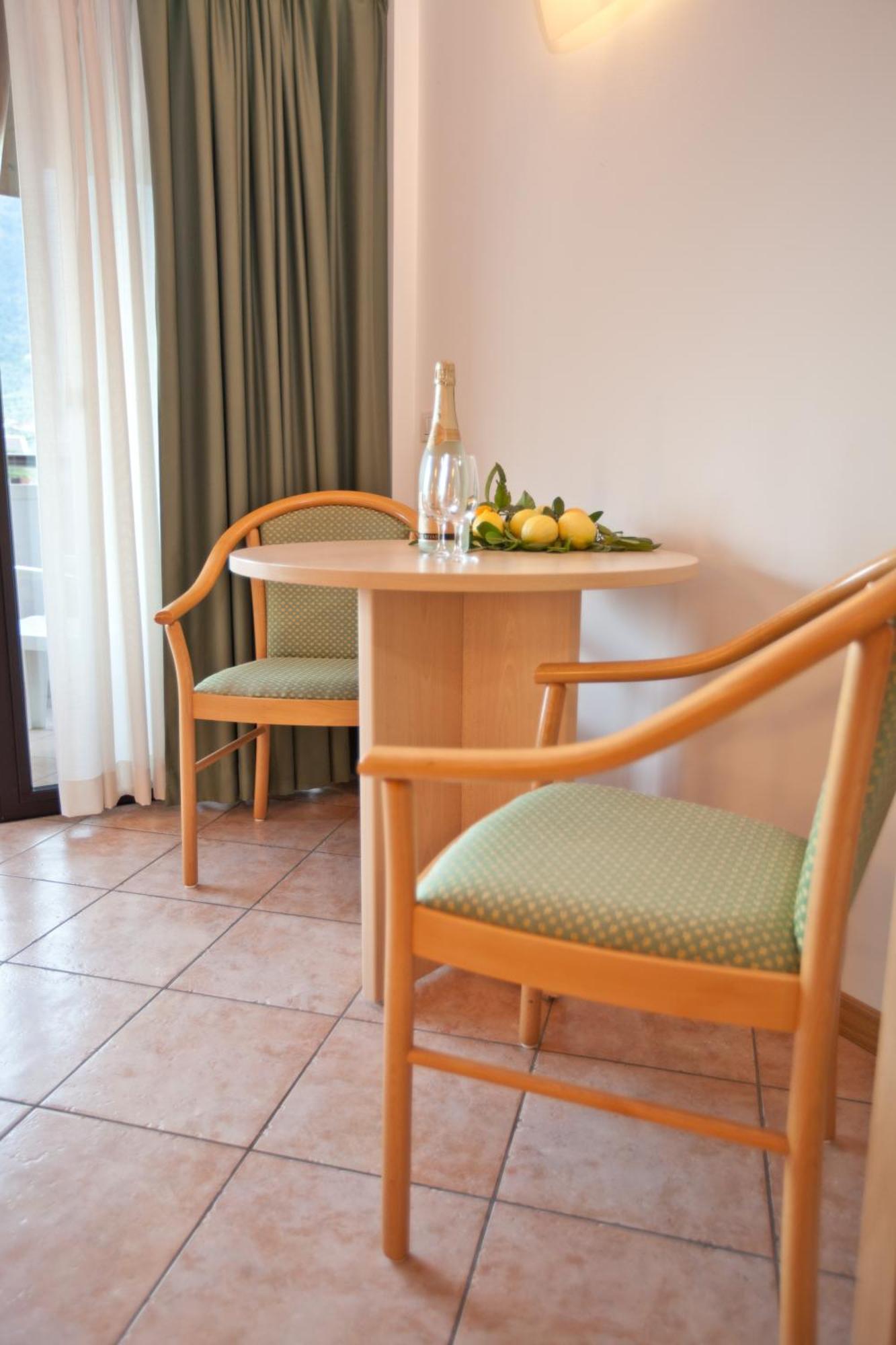 Residence San Luigi Limone sul Garda Εξωτερικό φωτογραφία